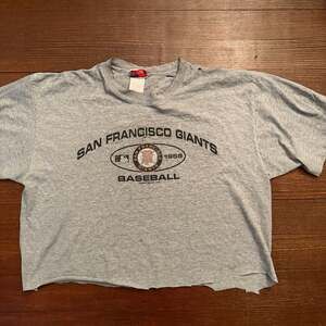 Cropped 2000 San Francisco Giants Vintage T-Shirt Size L